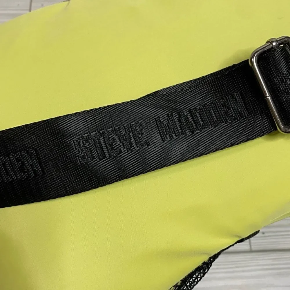Steve Madden new tags
